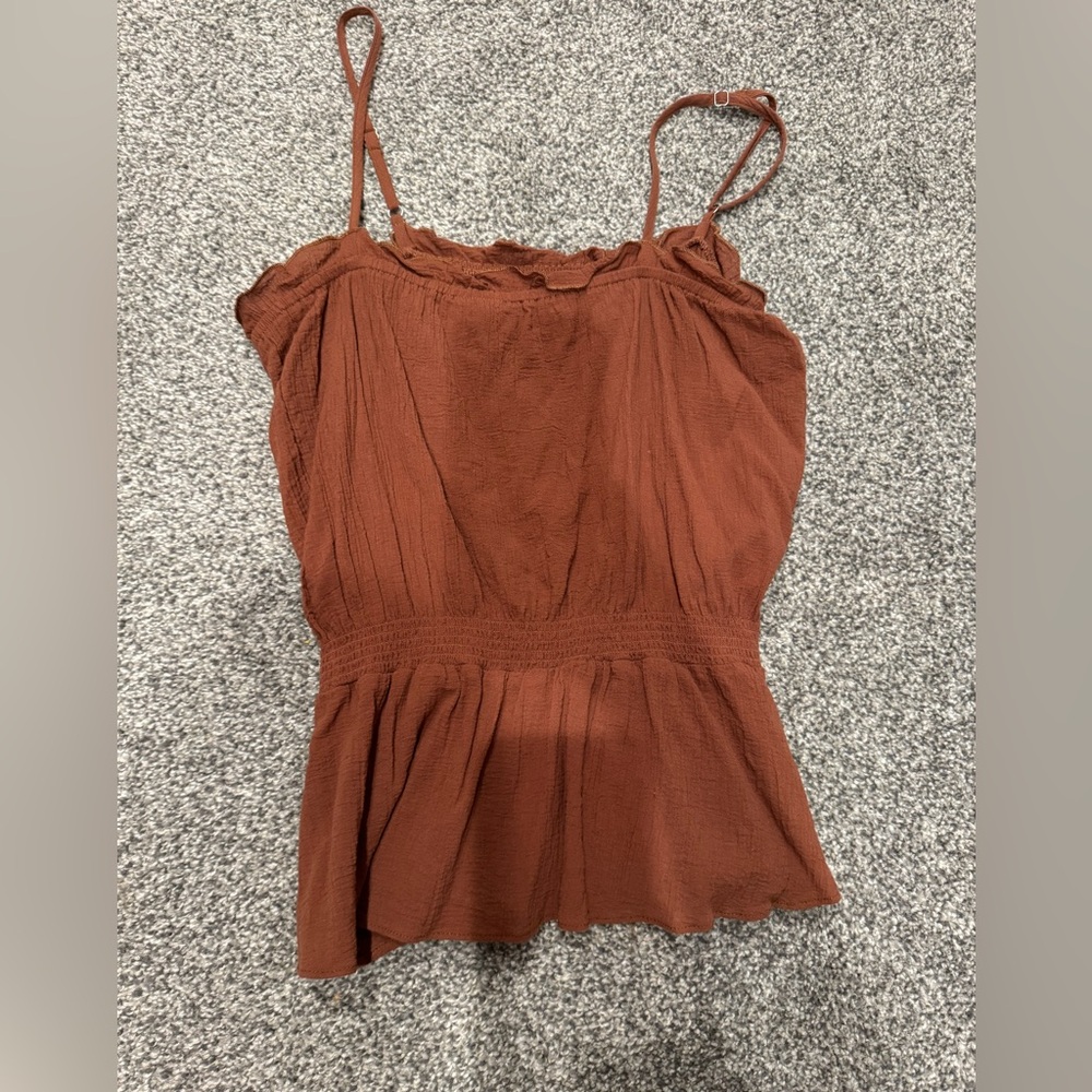 Brown tank
